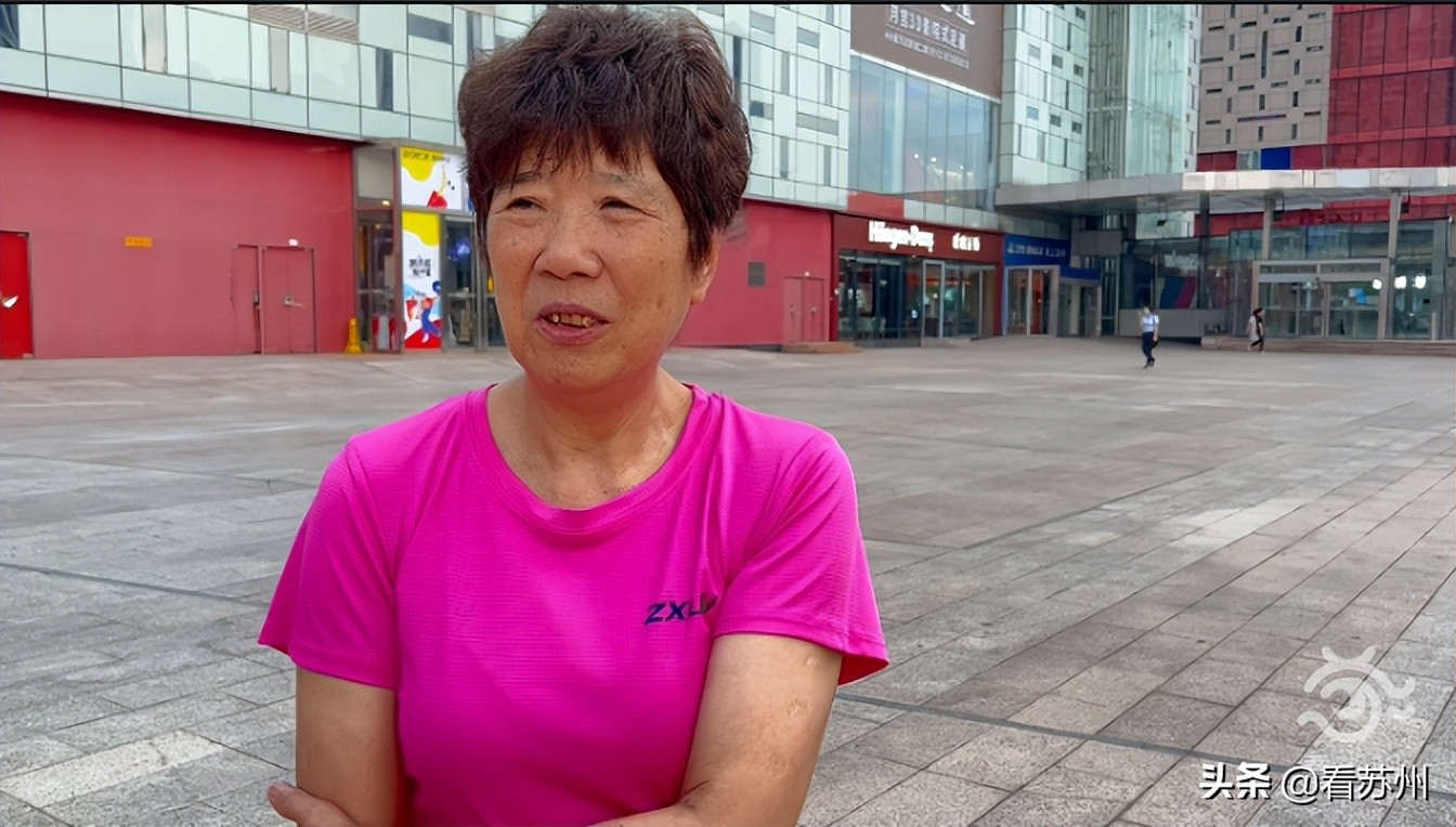 女明星健身抖音_抖音里健身的女网红_抖音健身明星女的是谁