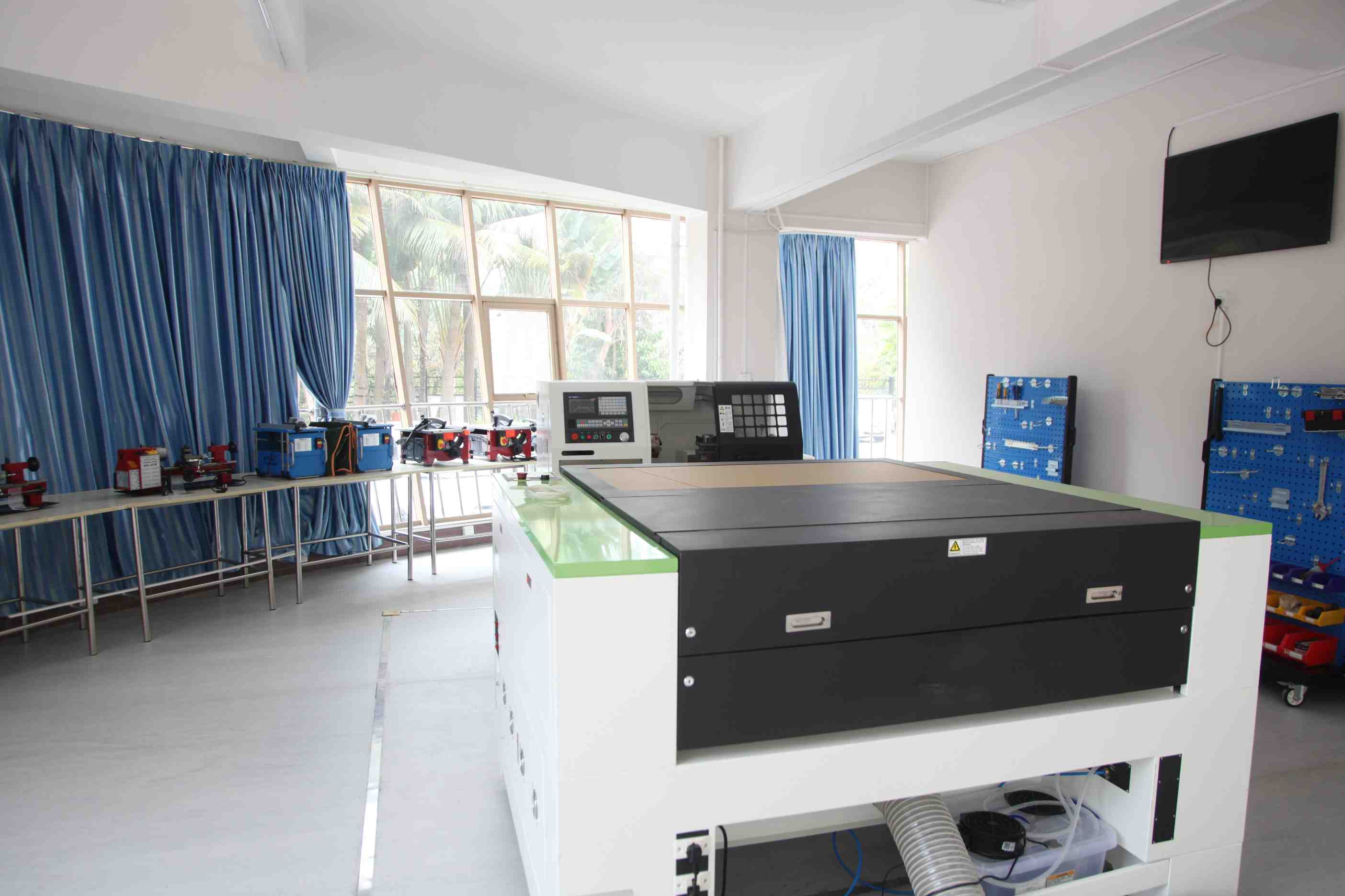 蚌埠小学篮球联赛总冠军_蚌埠市篮球队_蚌埠青少年篮球俱乐部