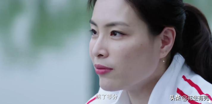 游泳冠军女2021_女朋友是市游泳冠军_游泳冠军女生