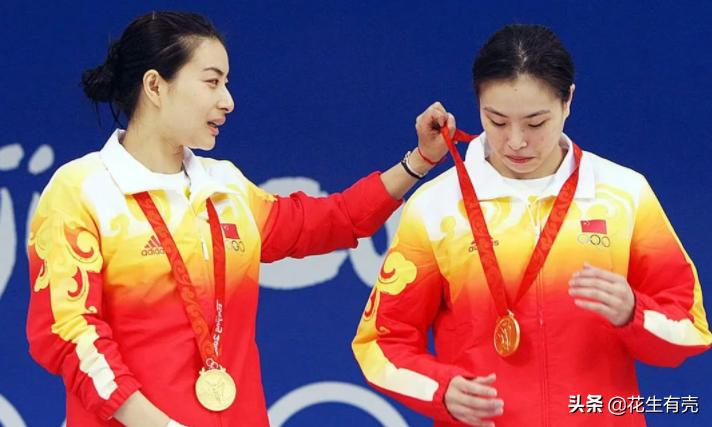 女朋友是市游泳冠军_游泳冠军女生_游泳冠军女2021