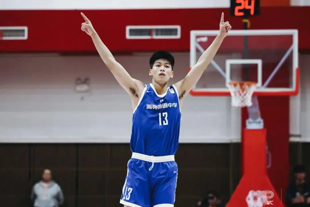 诸暨高中篮球浙江冠军_浙江诸暨篮球学校_诸暨高中篮球排名
